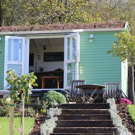 Lulla Cottage *
