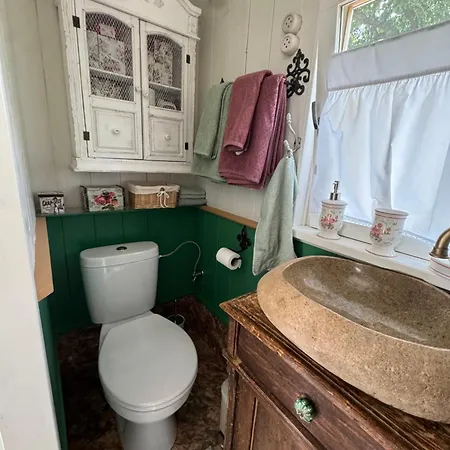 Semesterbostad Lulla Cottage