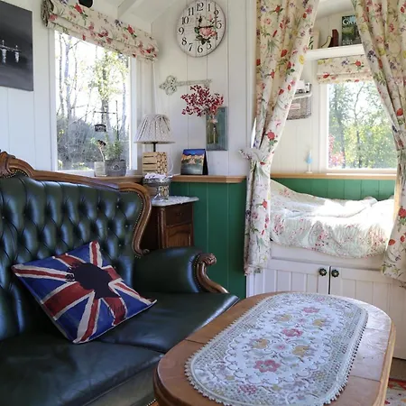 Semesterbostad Lulla Cottage